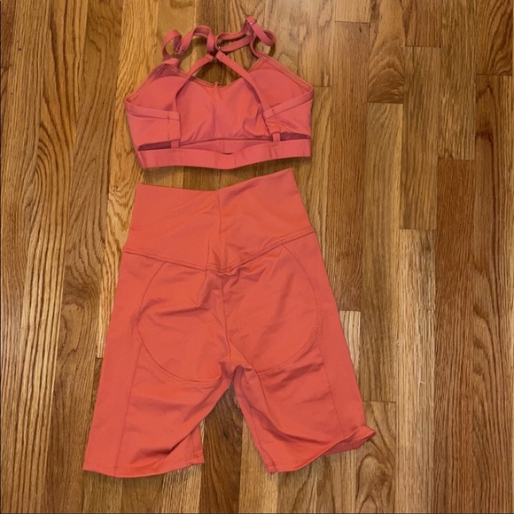 Small - Picture 4 of 7